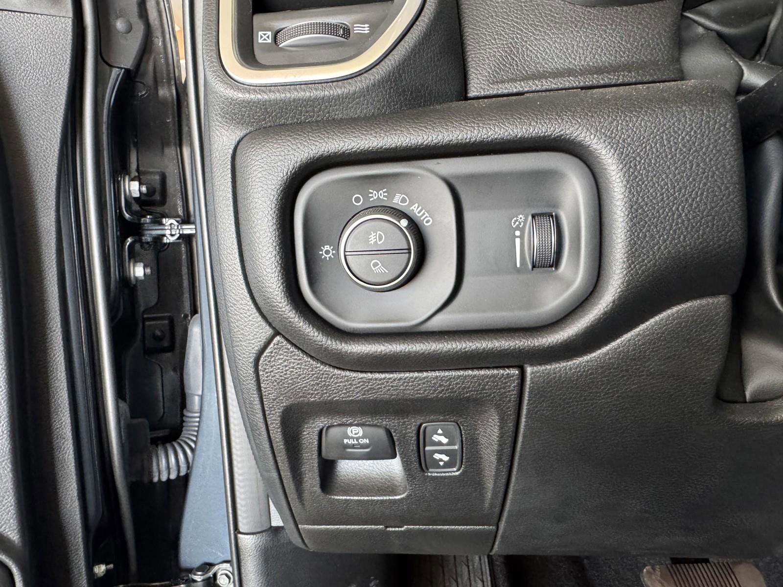 Used 2025 RAM 1500 Lone Star image 20