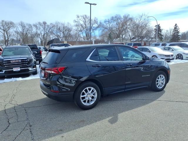 Used 2023 Chevrolet Equinox LT FWD image 3