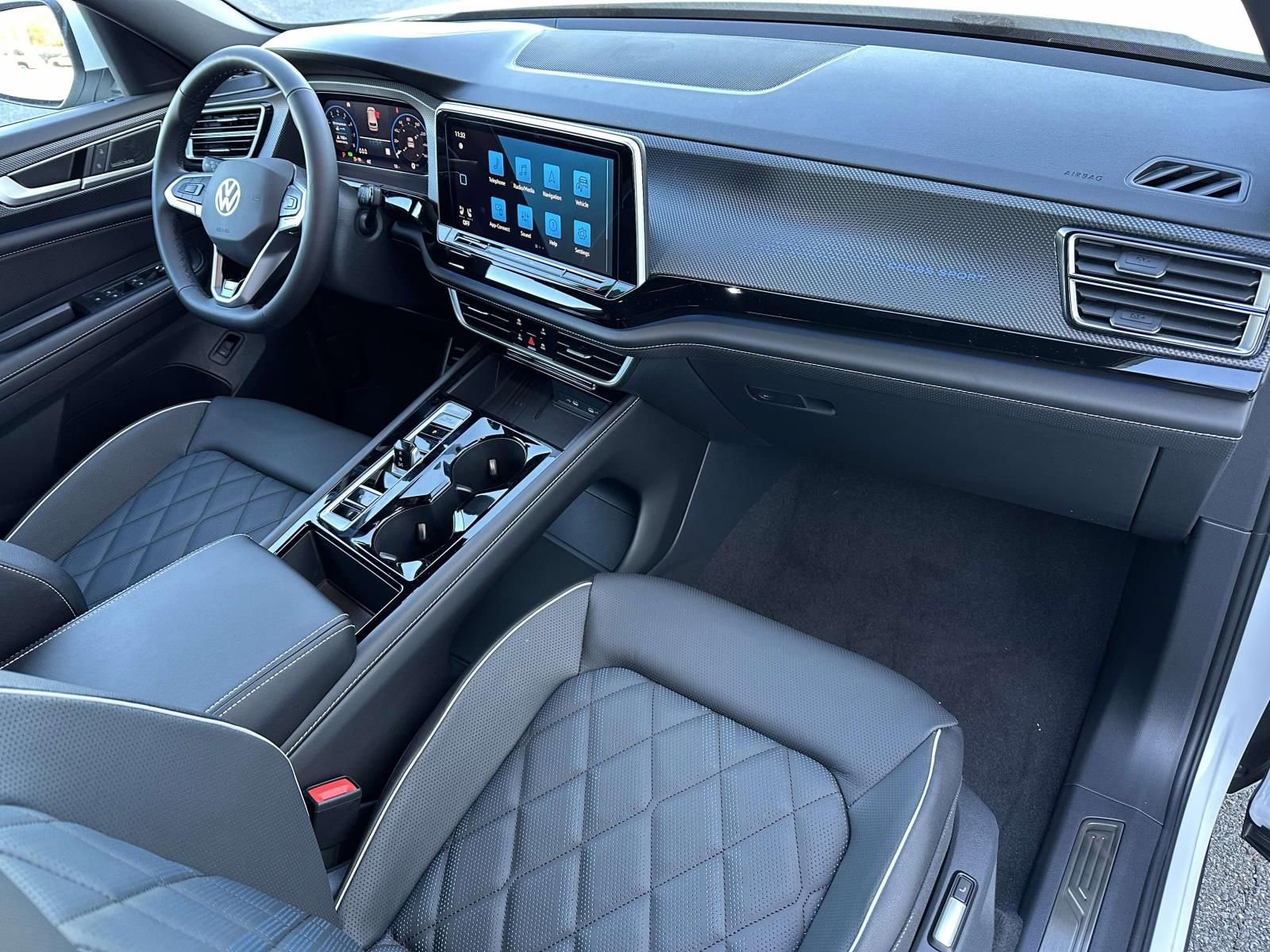 New 2026 Volkswagen Atlas Cross Sport SEL Premium R-Line image 12