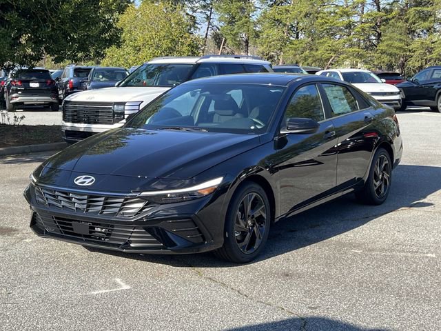New 2026 Hyundai Elantra SEL Sport image 3