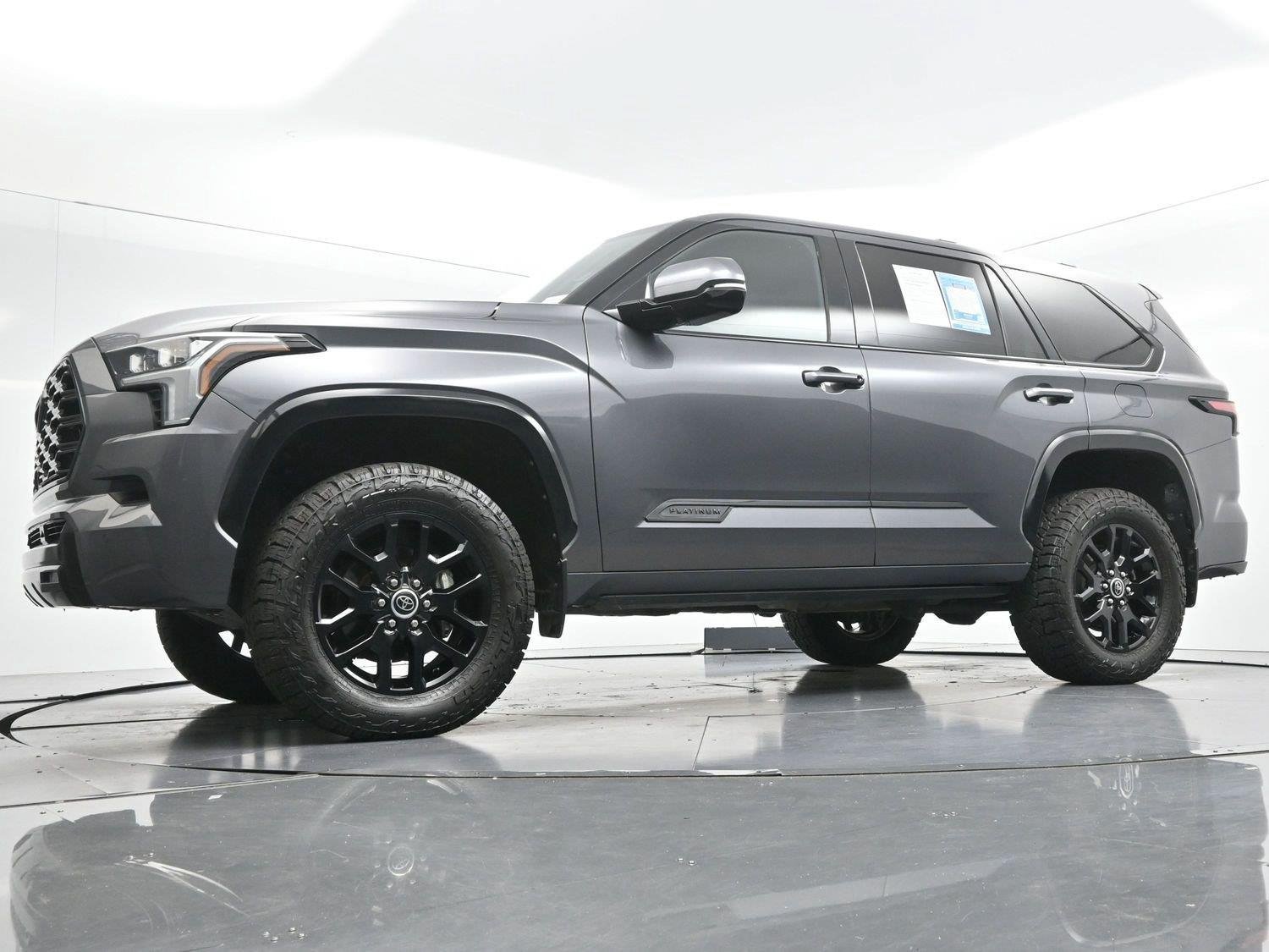 Used 2023 Toyota Sequoia Platinum AWD/4WD image 59