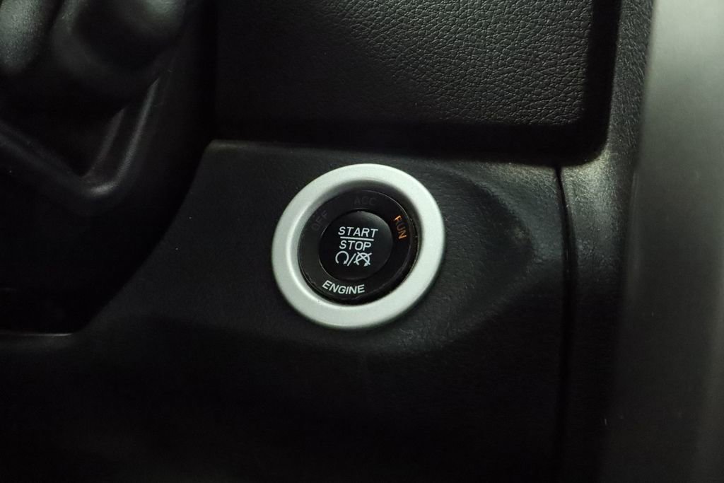 Used 2016 RAM 2500 Laramie w/ Protection Group image 31