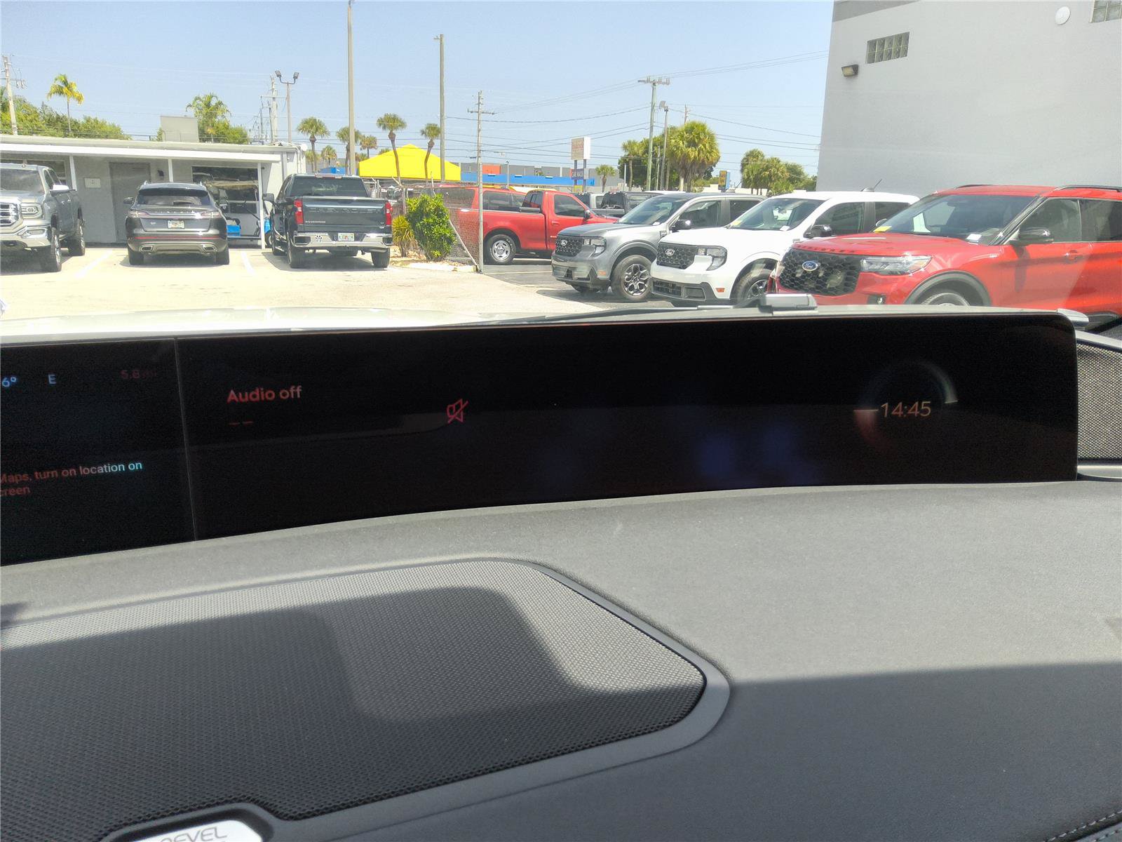 New 2027 Lincoln Navigator Reserve w/ Jet Appearance Package RWD image 17