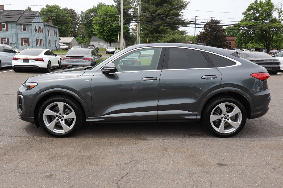 Used 2025 Audi Q5 Prestige AWD/4WD image 8