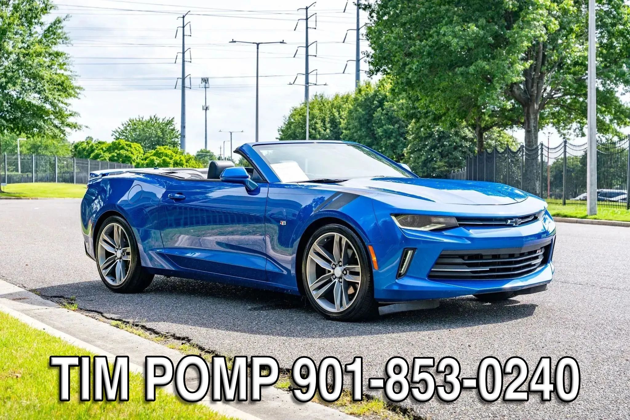 Used 2018 Chevrolet Camaro LT w/ RS Package RWD image 4