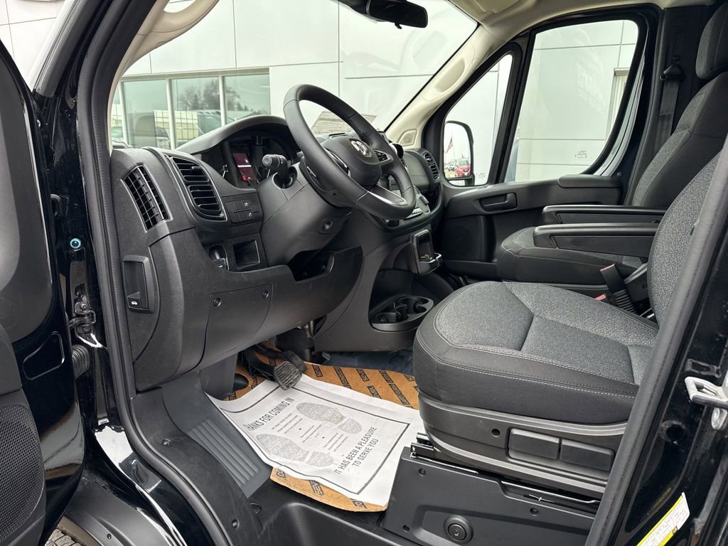 Used 2025 RAM ProMaster 3500 w/ Cold Weather Group image 10
