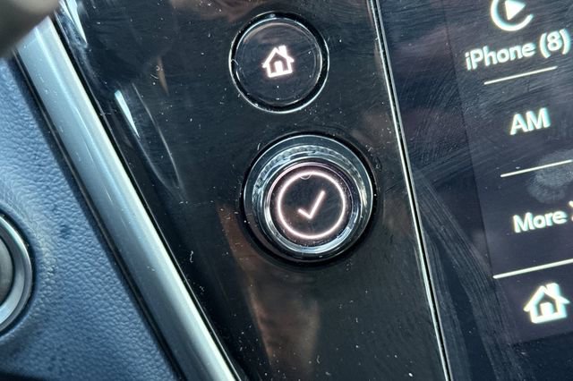 Used 2023 Chevrolet Bolt EUV Premier image 32