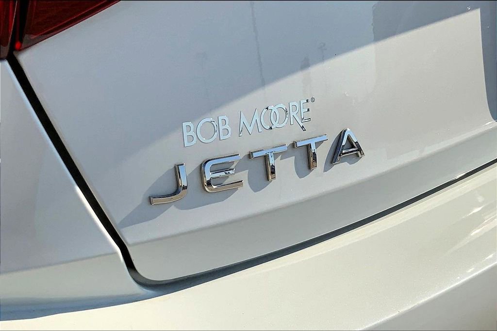 Used 2022 Volkswagen Jetta SE image 8