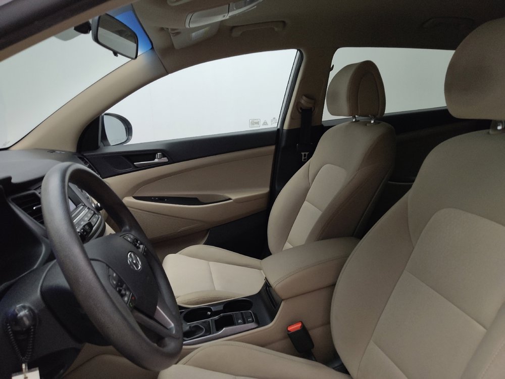 Used 2018 Hyundai Tucson SE w/ Cargo Package image 17