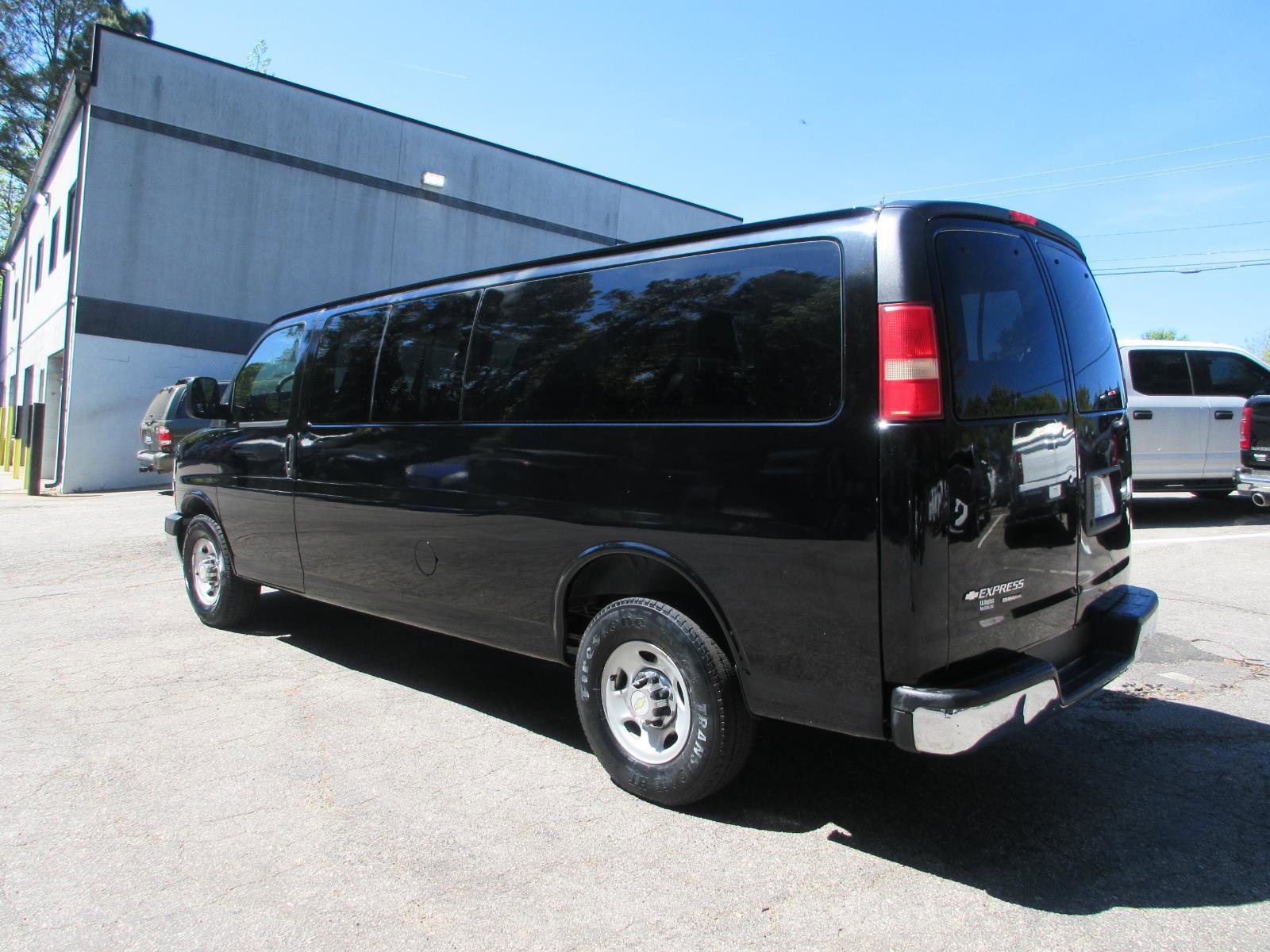Used 2013 Chevrolet Express 3500 LT w/ LT Preferred Equipment Group RWD image 8