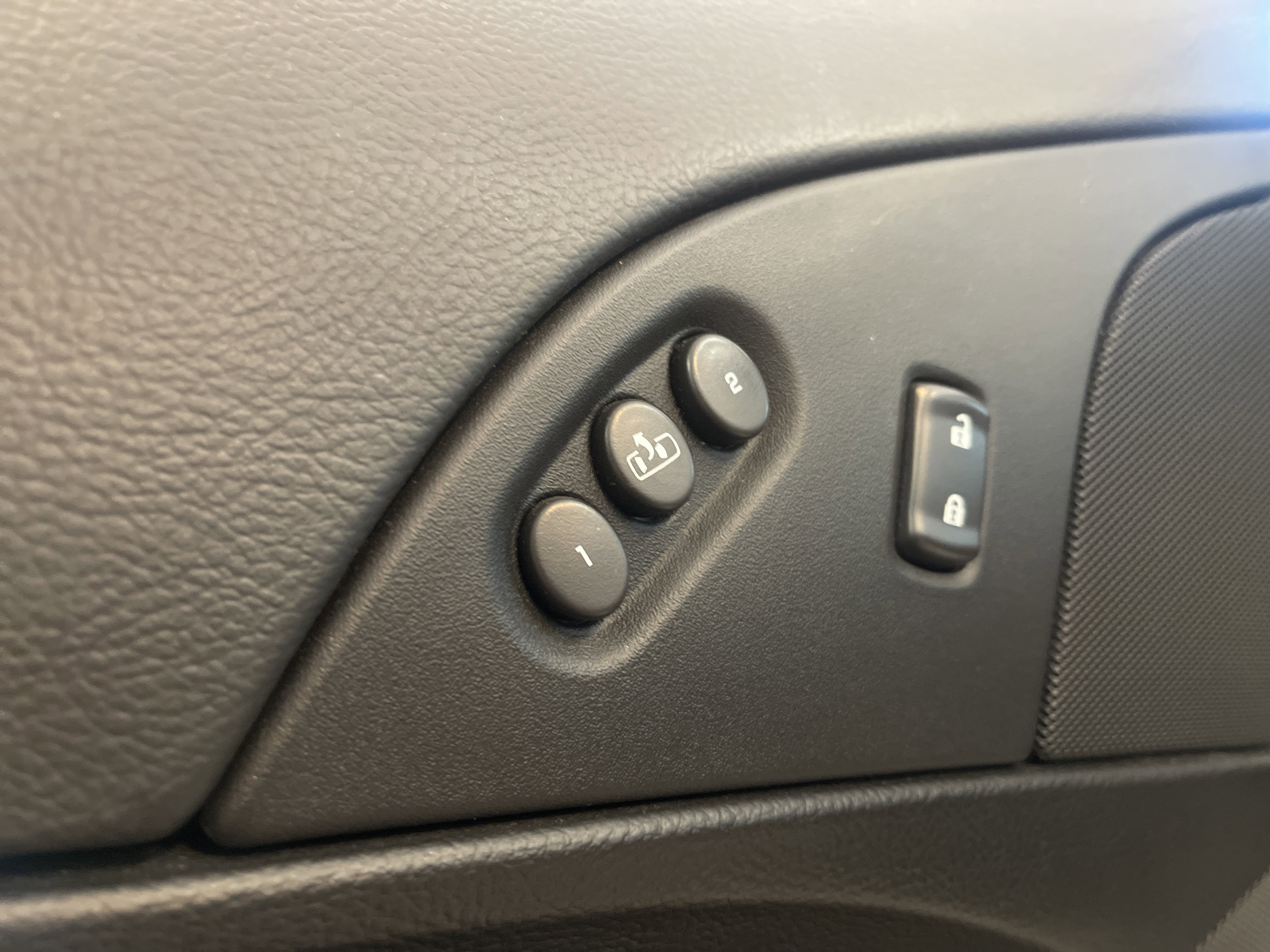 Used 2006 Chevrolet Corvette Convertible w/ Preferred Equipment Group image 17