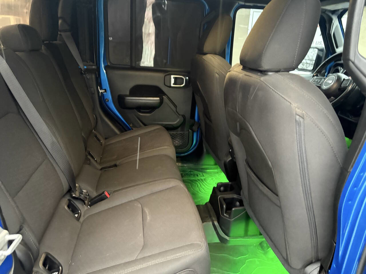 Used 2022 Jeep Gladiator Sport image 24