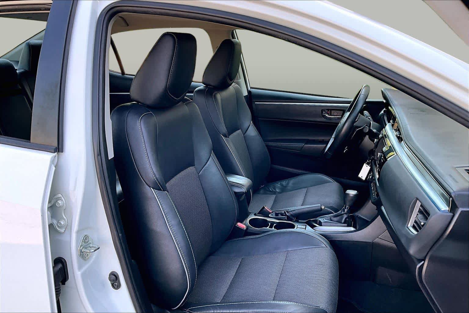 Used 2015 Toyota Corolla S FWD image 8