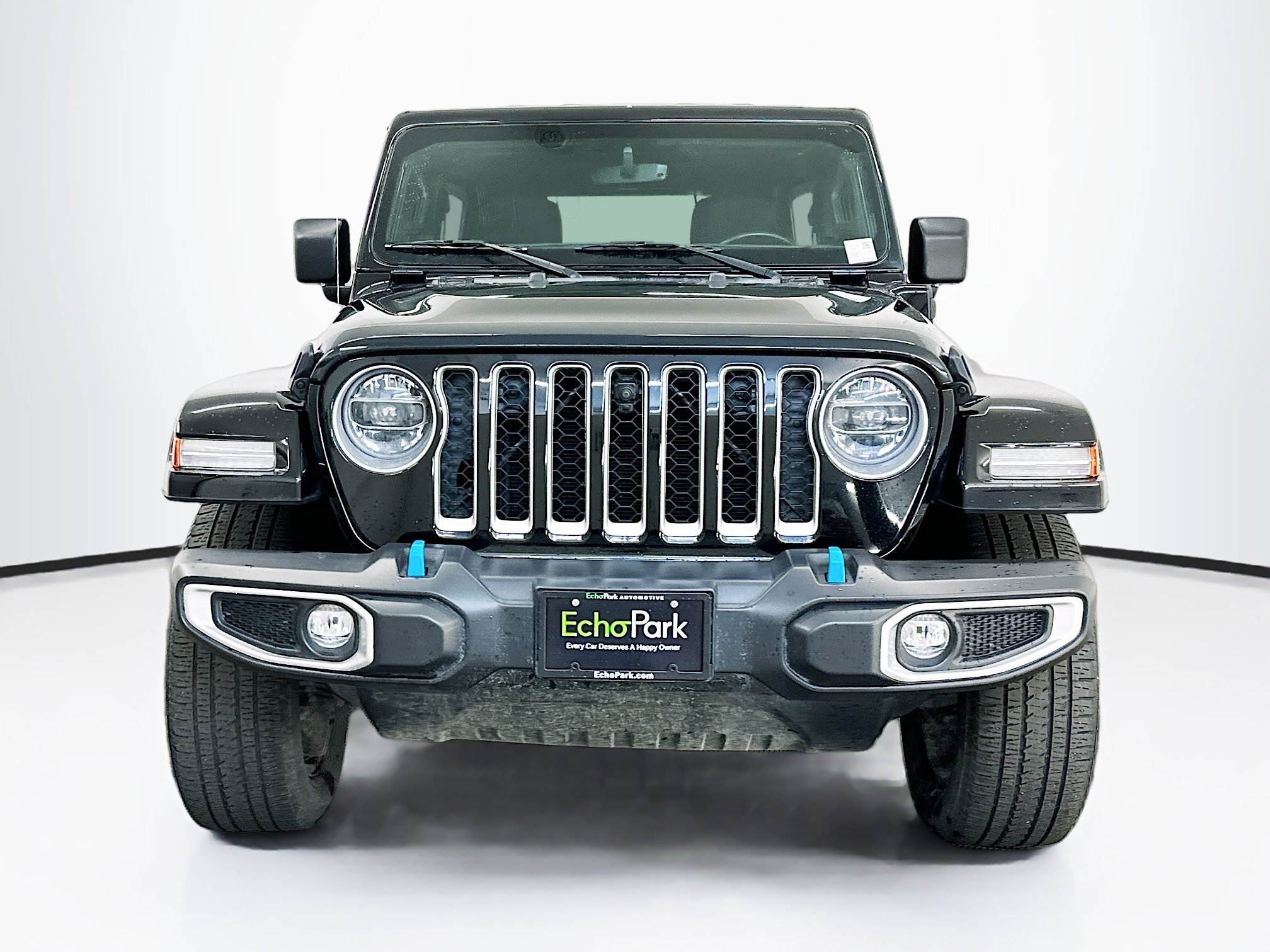 Used 2022 Jeep Wrangler Sahara w/ Cold Weather Group image 2