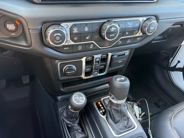 New 2026 Jeep Wrangler Unlimited Sahara AWD/4WD image 18