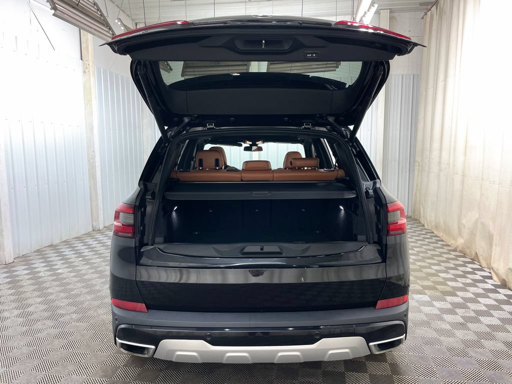 Used 2019 BMW X5 xDrive40i w/ Premium Package 2 AWD/4WD image 44