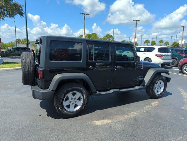 Used 2018 Jeep Wrangler Unlimited Sport S AWD/4WD image 5