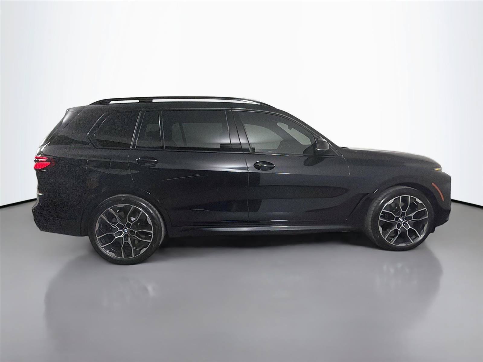 New 2027 BMW X7 M60i AWD/4WD image 4