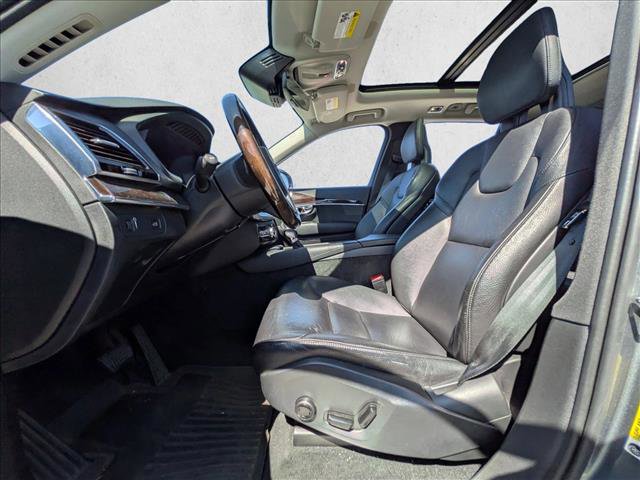 Used 2016 Volvo XC90 T6 Momentum w/ Momentum Plus Package AWD/4WD image 14