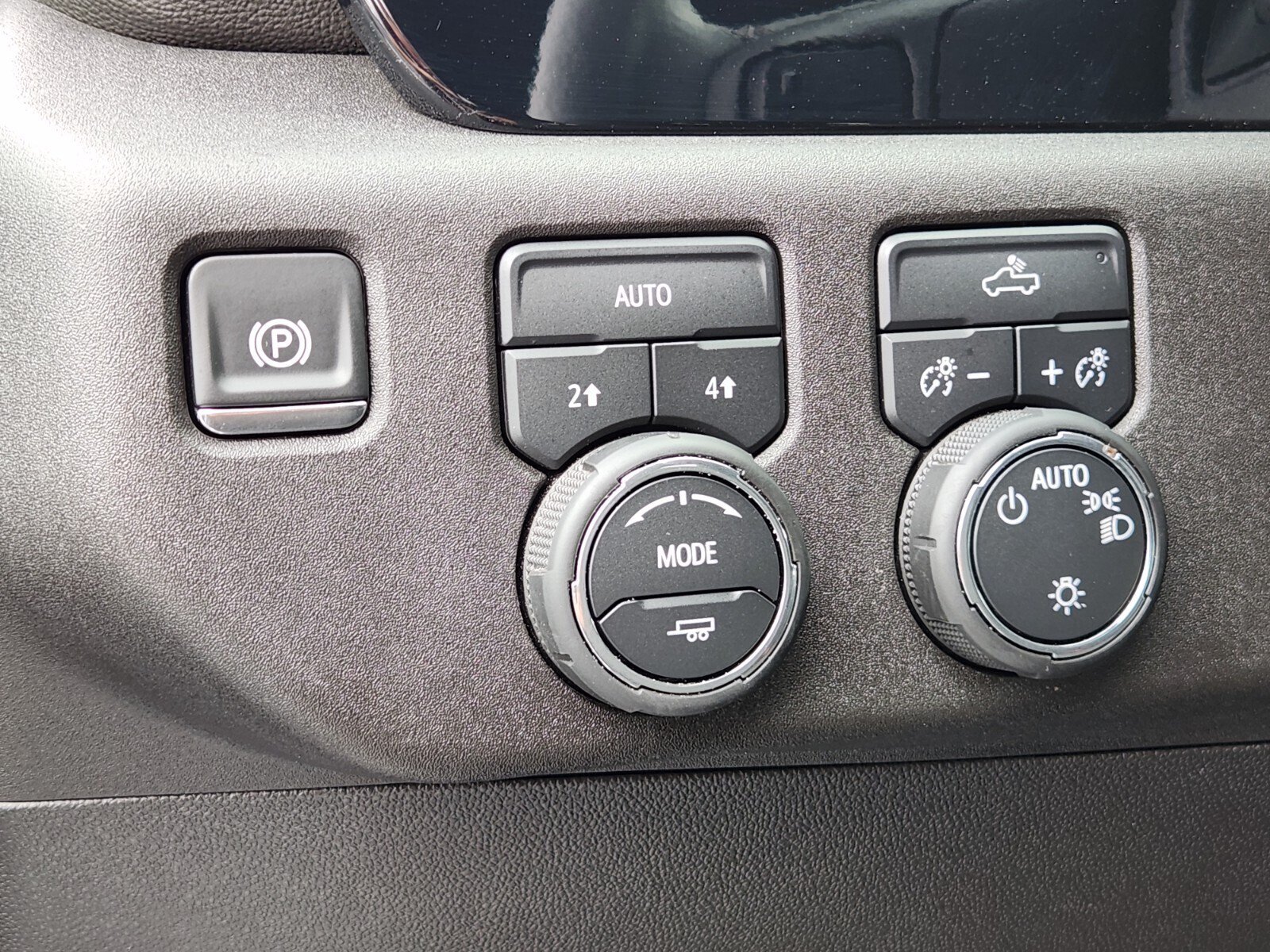 New 2025 Chevrolet Silverado 1500 LT w/ All Star Edition Plus AWD/4WD image 13