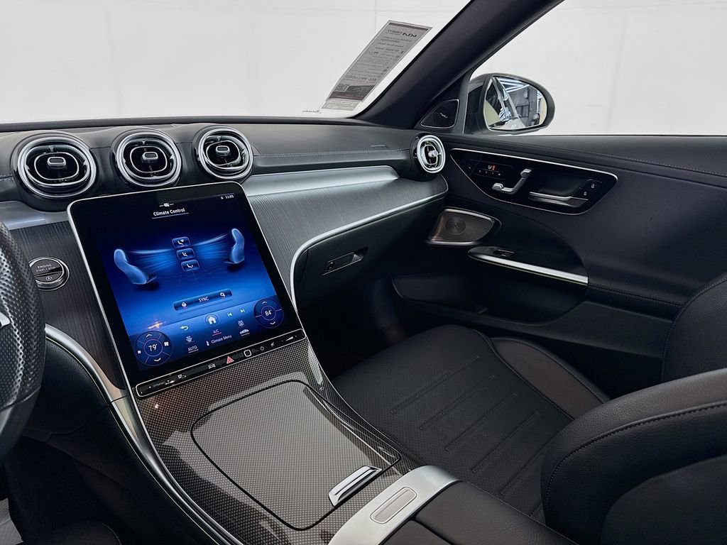 Used 2022 Mercedes-Benz C 300 4MATIC Sedan image 30
