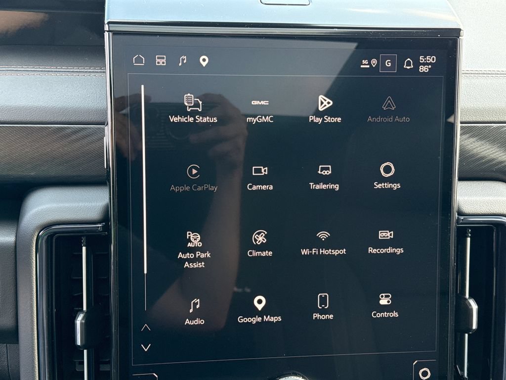 New 2026 GMC Yukon XL AT4 AWD/4WD image 21
