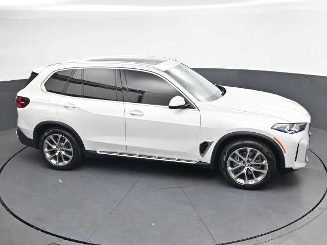 Certified 2024 BMW X5 xDrive40i w/ Premium Package AWD/4WD image 25