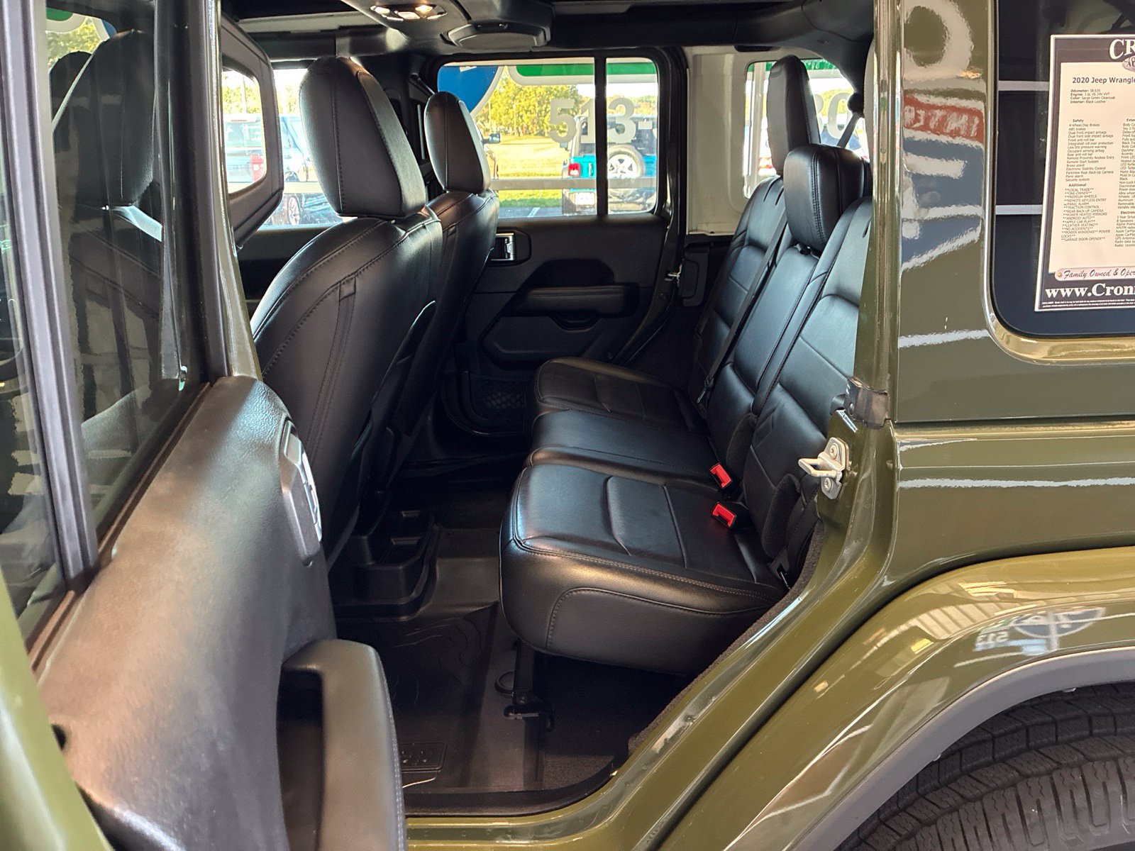 Used 2020 Jeep Wrangler Unlimited Sahara AWD/4WD image 14