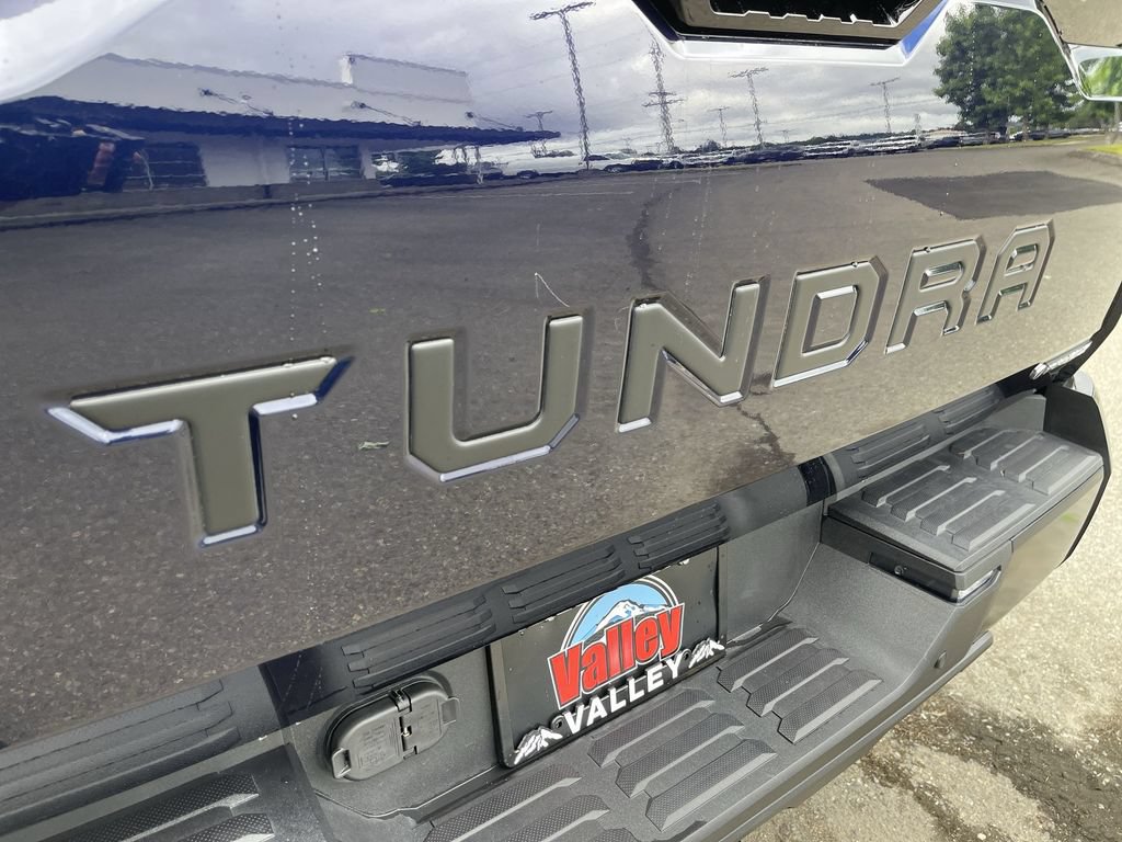 Used 2026 Toyota Tundra Platinum AWD/4WD image 32