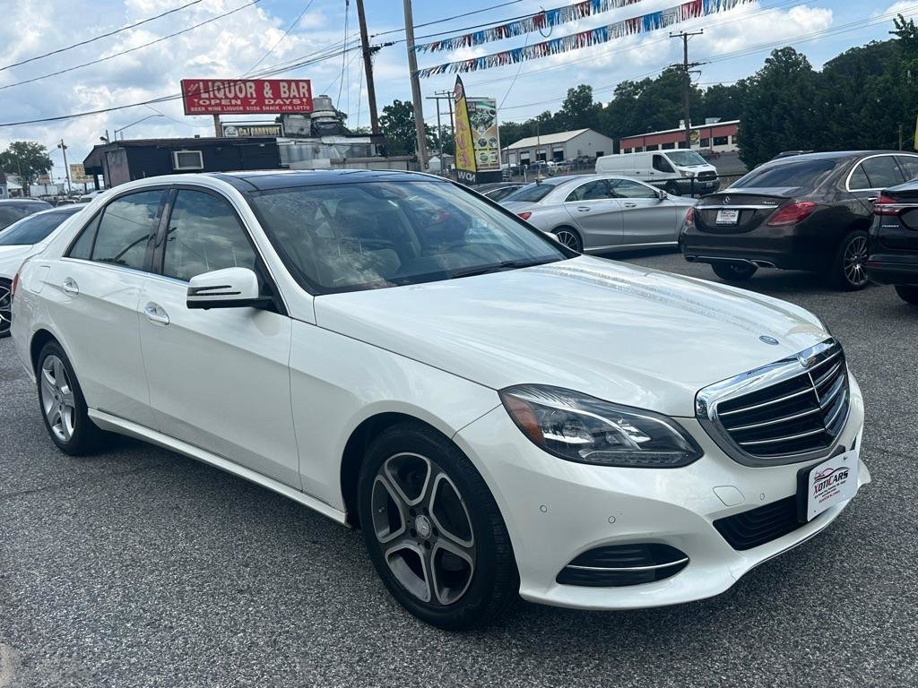 Used 2016 Mercedes-Benz E 350 Sedan w/ Premium Package image 4