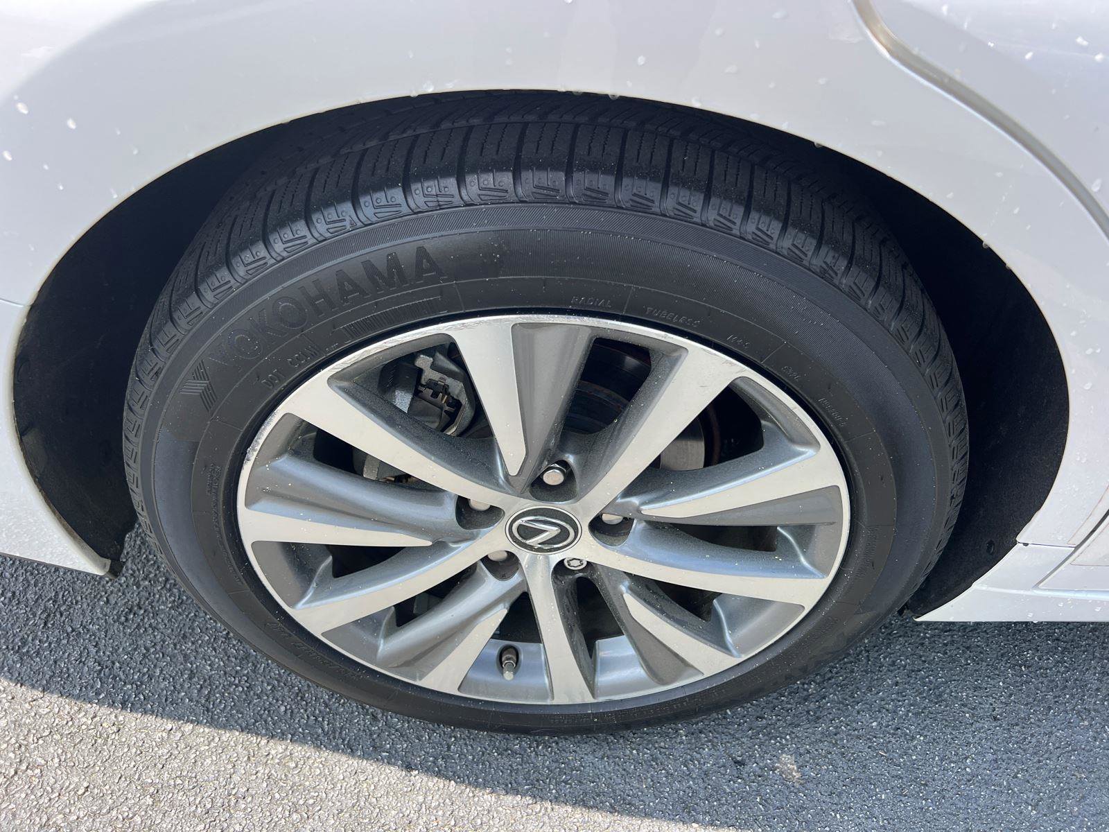 Used 2021 Lexus ES 350 w/ Premium Package image 18