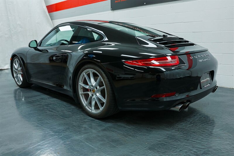 Used 2015 Porsche 911 Carrera S image 17