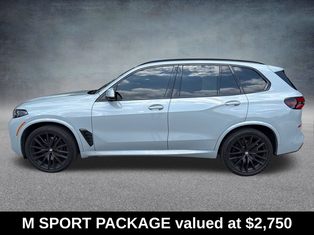 Used 2024 BMW X5 xDrive40i w/ M Sport Package AWD/4WD image 2