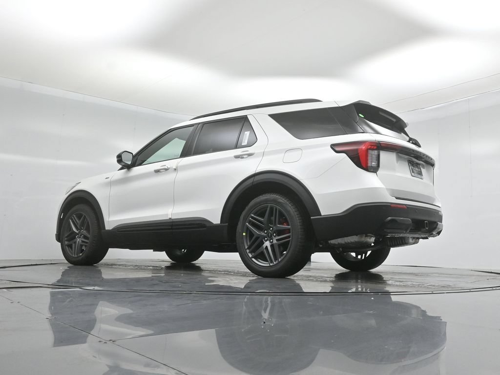 New 2026 Ford Explorer ST-Line w/ ST-Line Street Pack RWD image 51