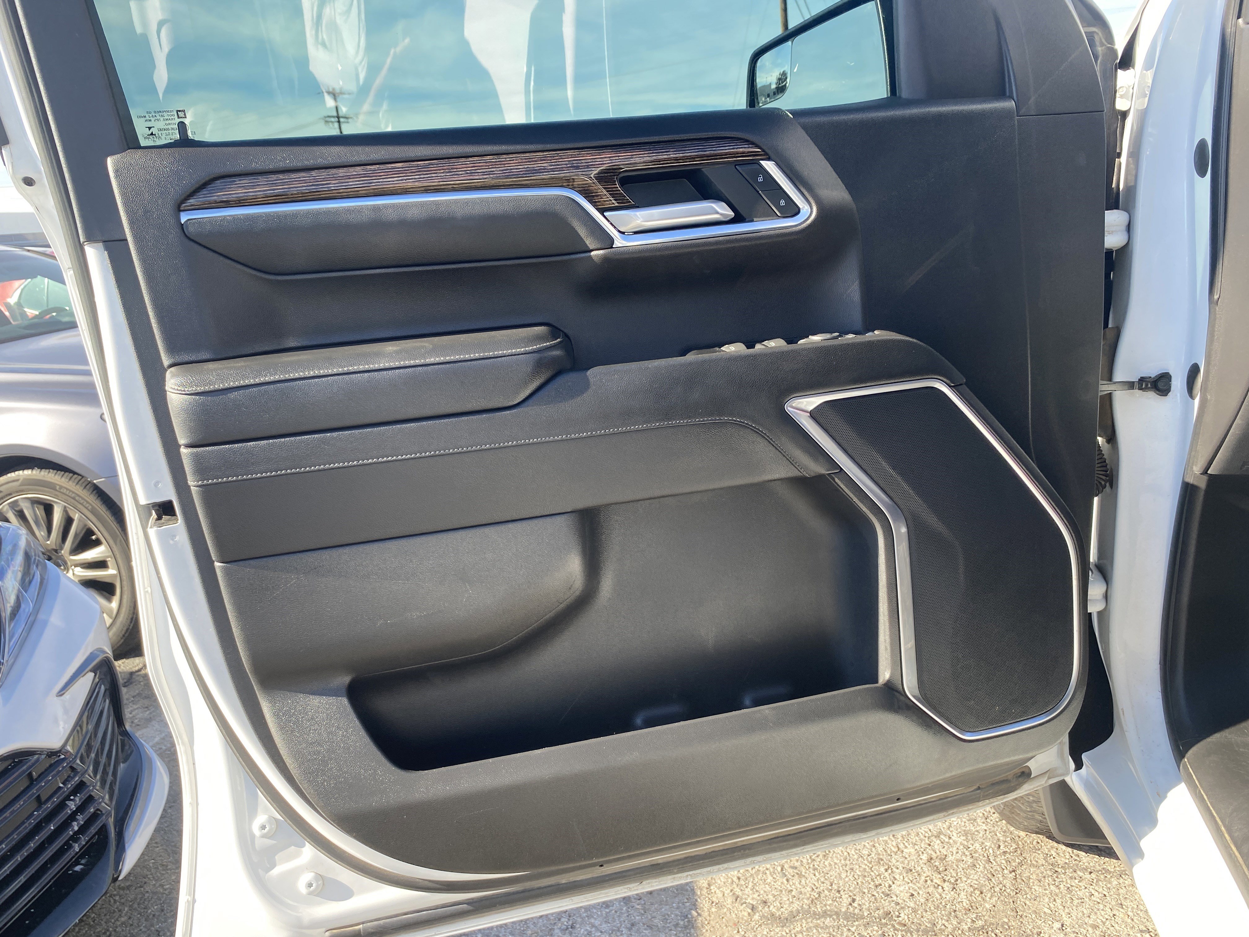 Used 2022 GMC Sierra 1500 Elevation image 18