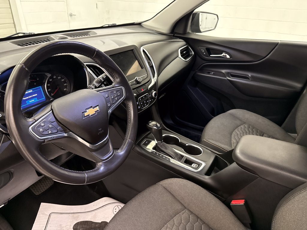 Used 2019 Chevrolet Equinox LT AWD/4WD image 11