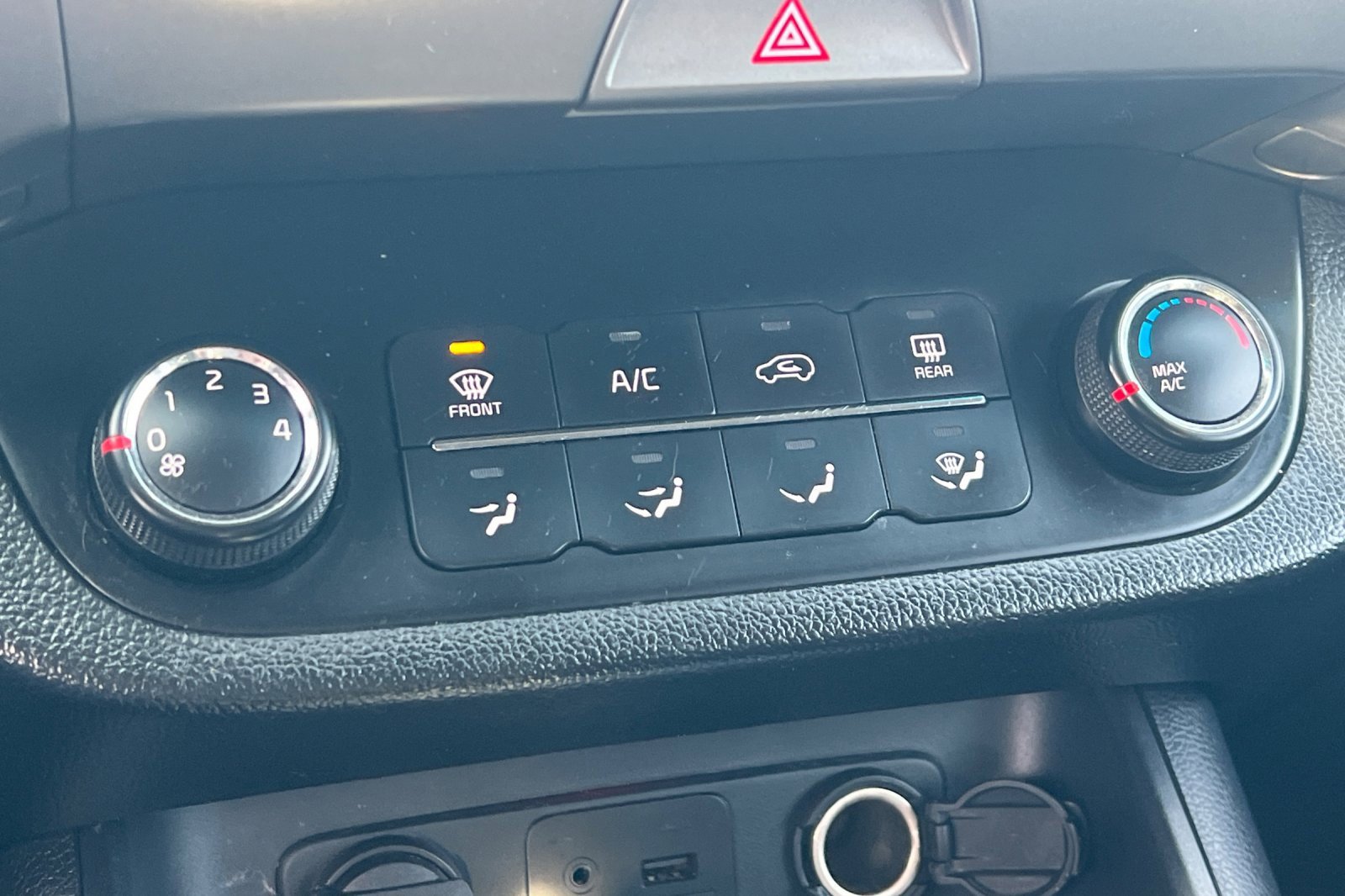 Used 2014 Kia Sportage LX image 16