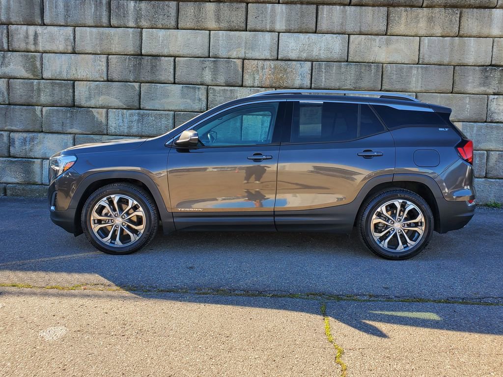 Used 2019 GMC Terrain SLT w/ Preferred Package image 2