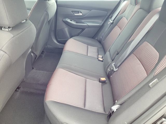 New 2026 Nissan Sentra SR w/ Floor Mat Package image 8