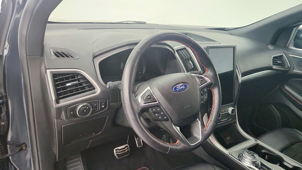 Used 2023 Ford Edge ST-Line AWD/4WD image 14