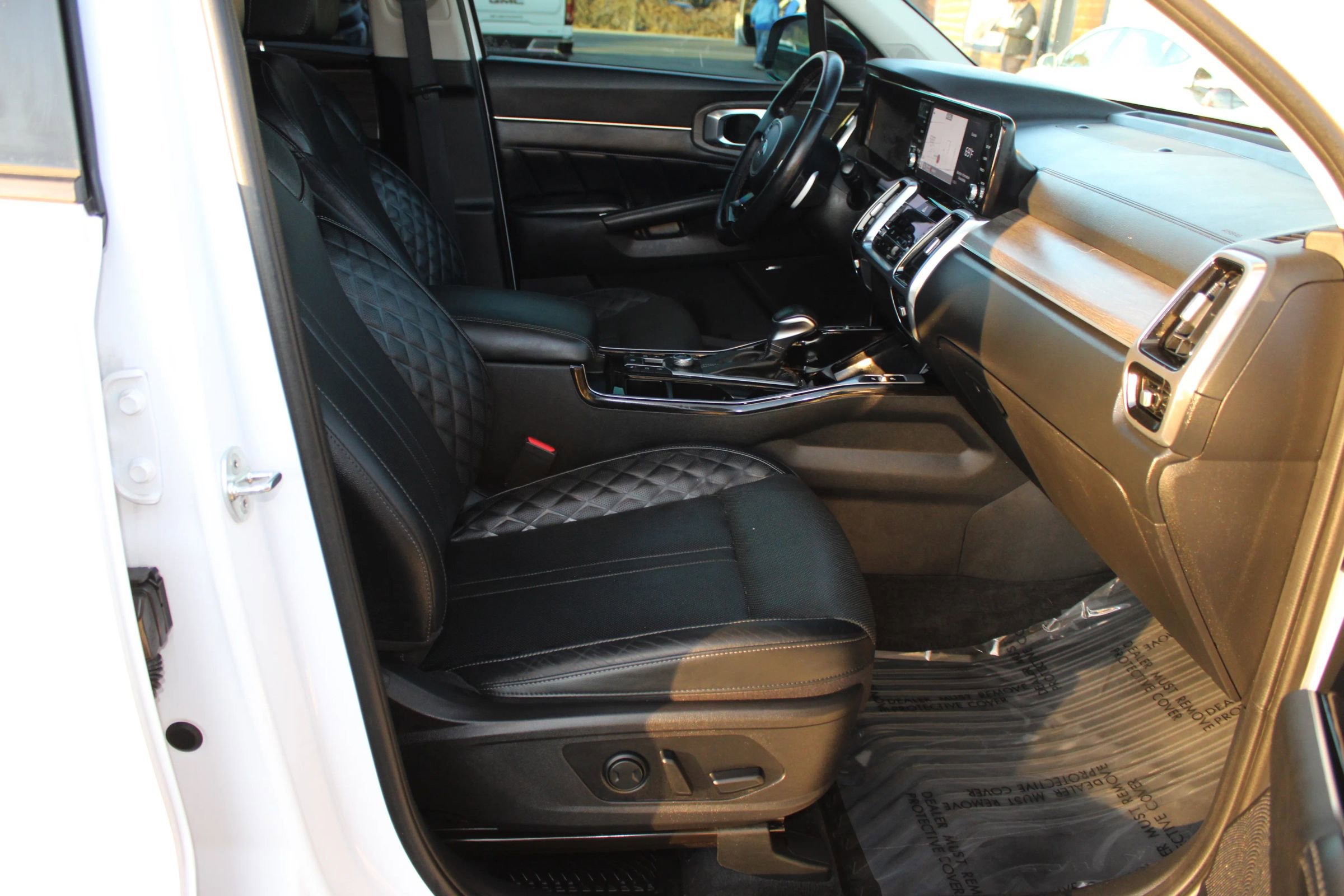 Used 2021 Kia Sorento SX Prestige image 29