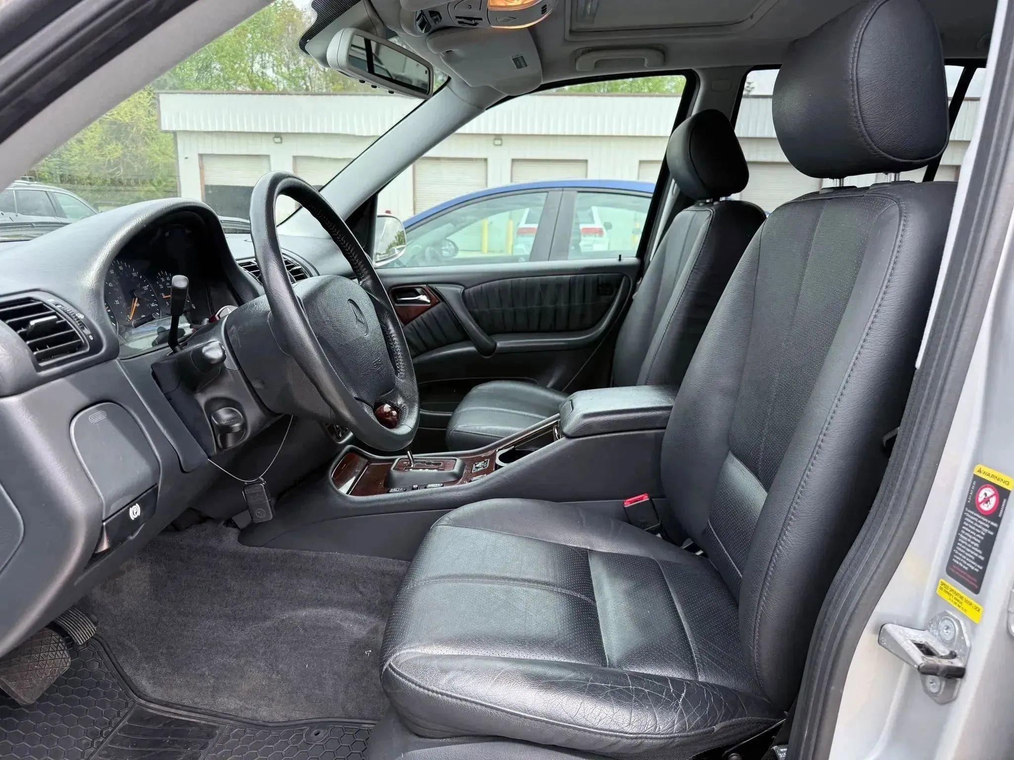 Used 2003 Mercedes-Benz ML 500 4MATIC image 2