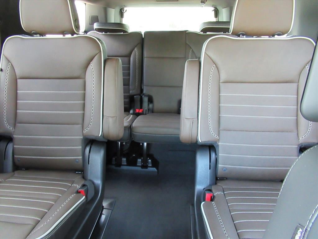 New 2026 GMC Yukon XL Denali Ultimate AWD/4WD image 36