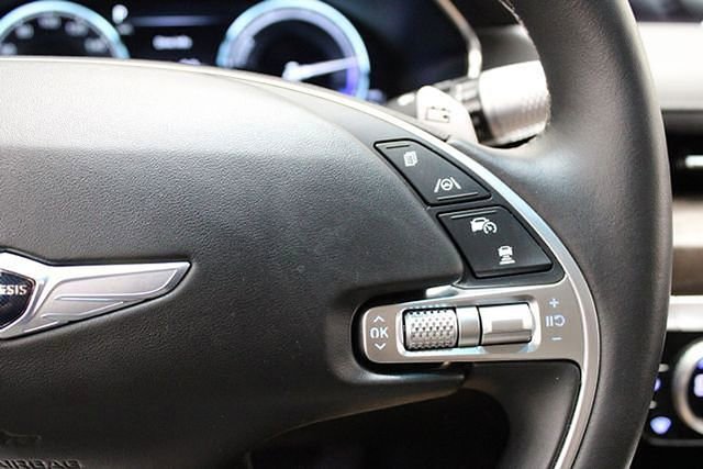 Used 2023 Genesis G80 Base image 29