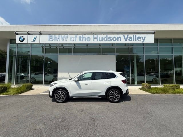 Used 2025 BMW X1 xDrive28i w/ Technology Package AWD/4WD image 1