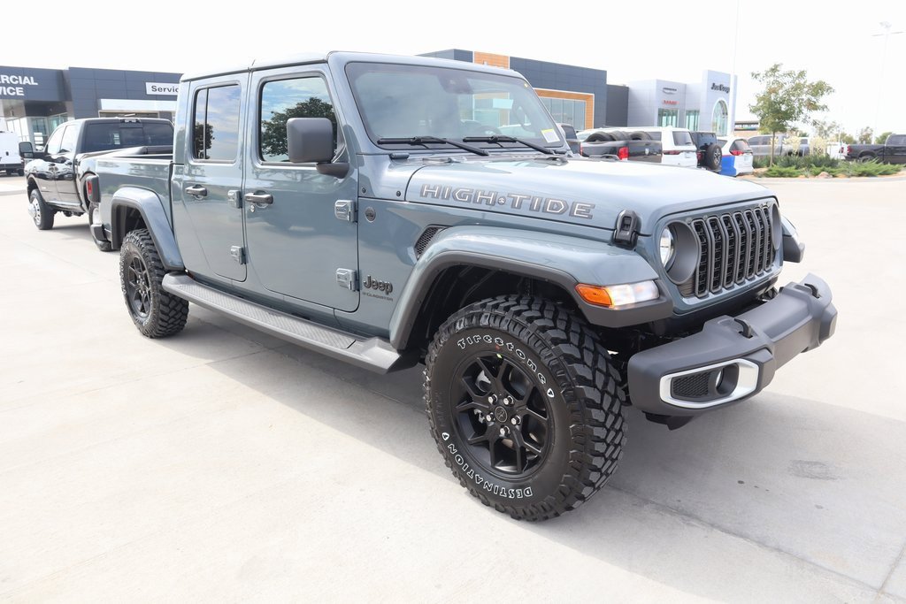New 2025 Jeep Gladiator Sport