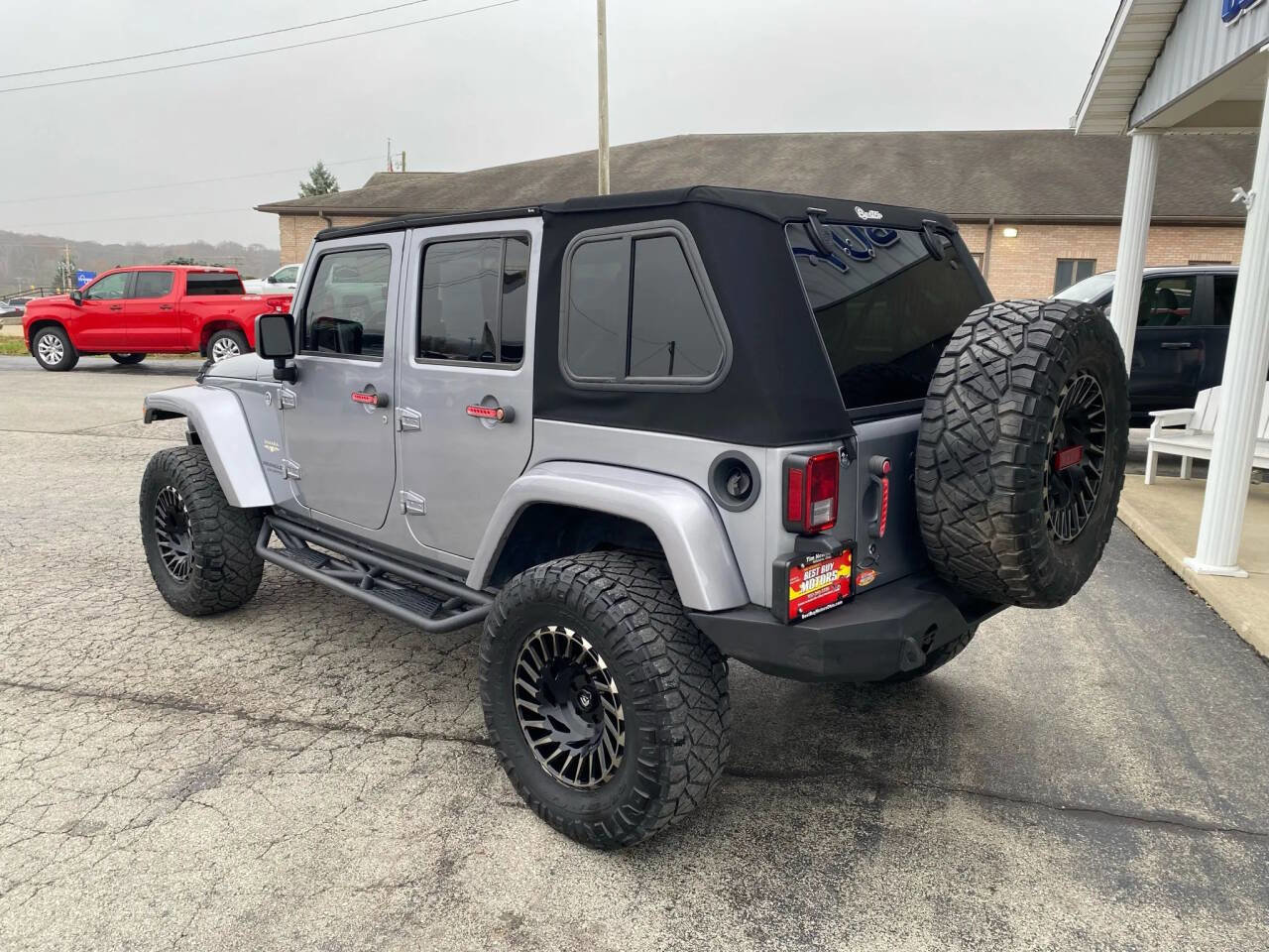 Used 2015 Jeep Wrangler Unlimited Sahara w/ Connectivity Group image 2