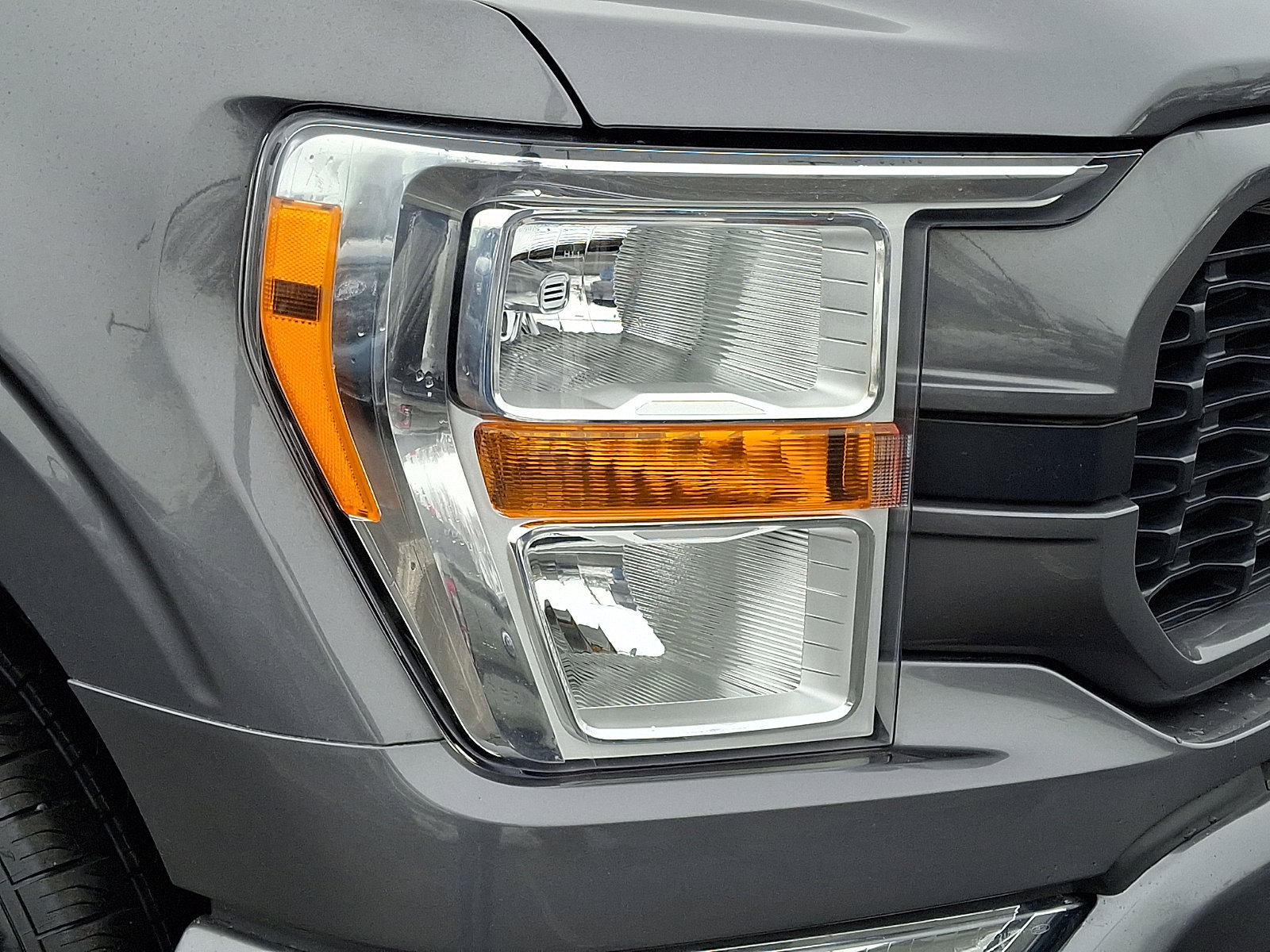 Certified 2022 Ford F150 XL w/ STX Appearance Package image 9