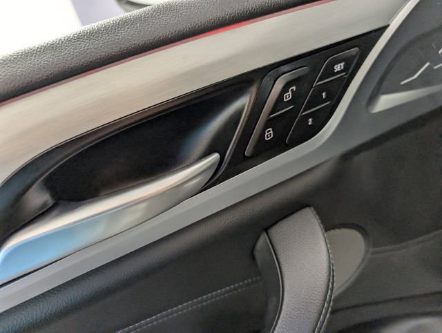 Used 2020 BMW X3 xDrive30i w/ Executive Package image 15