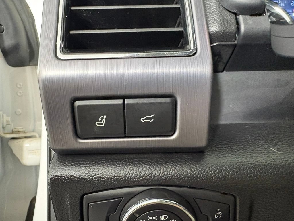 Used 2019 Ford Expedition Platinum AWD/4WD image 18